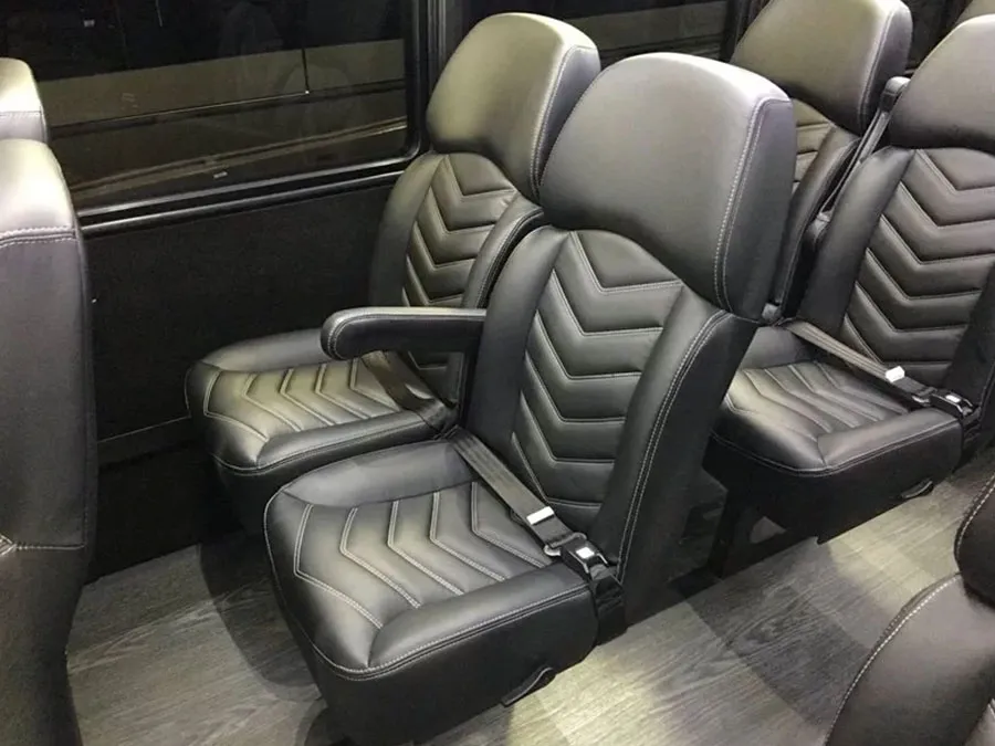 28-PASSENGER-MINIBUS2