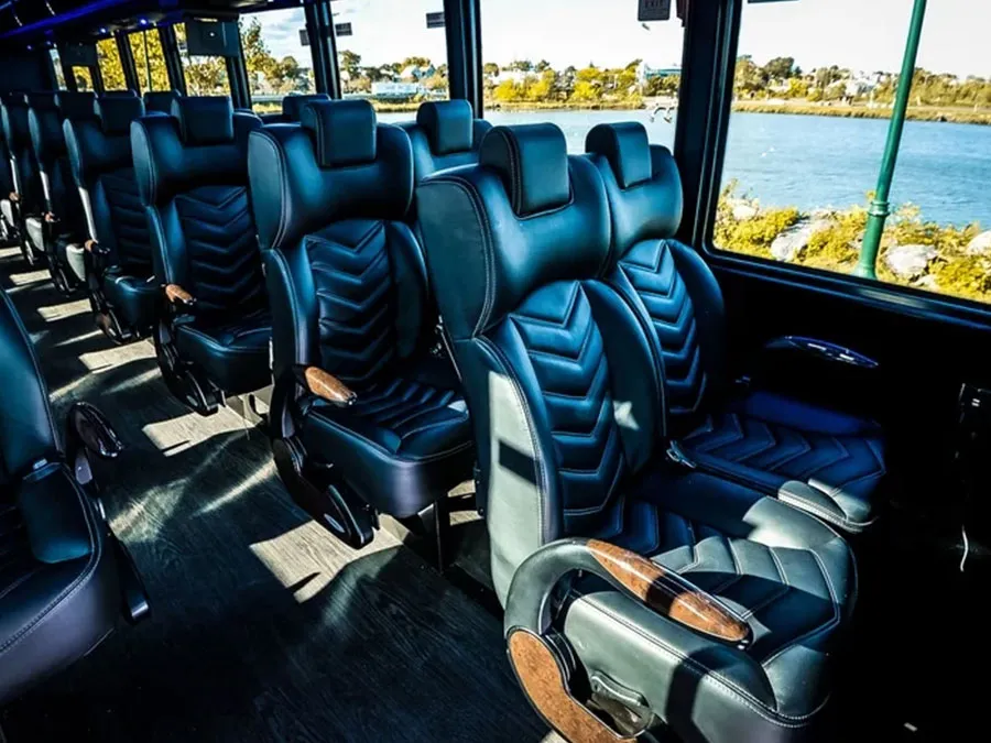 38-PASSENGER-MINICOACH1