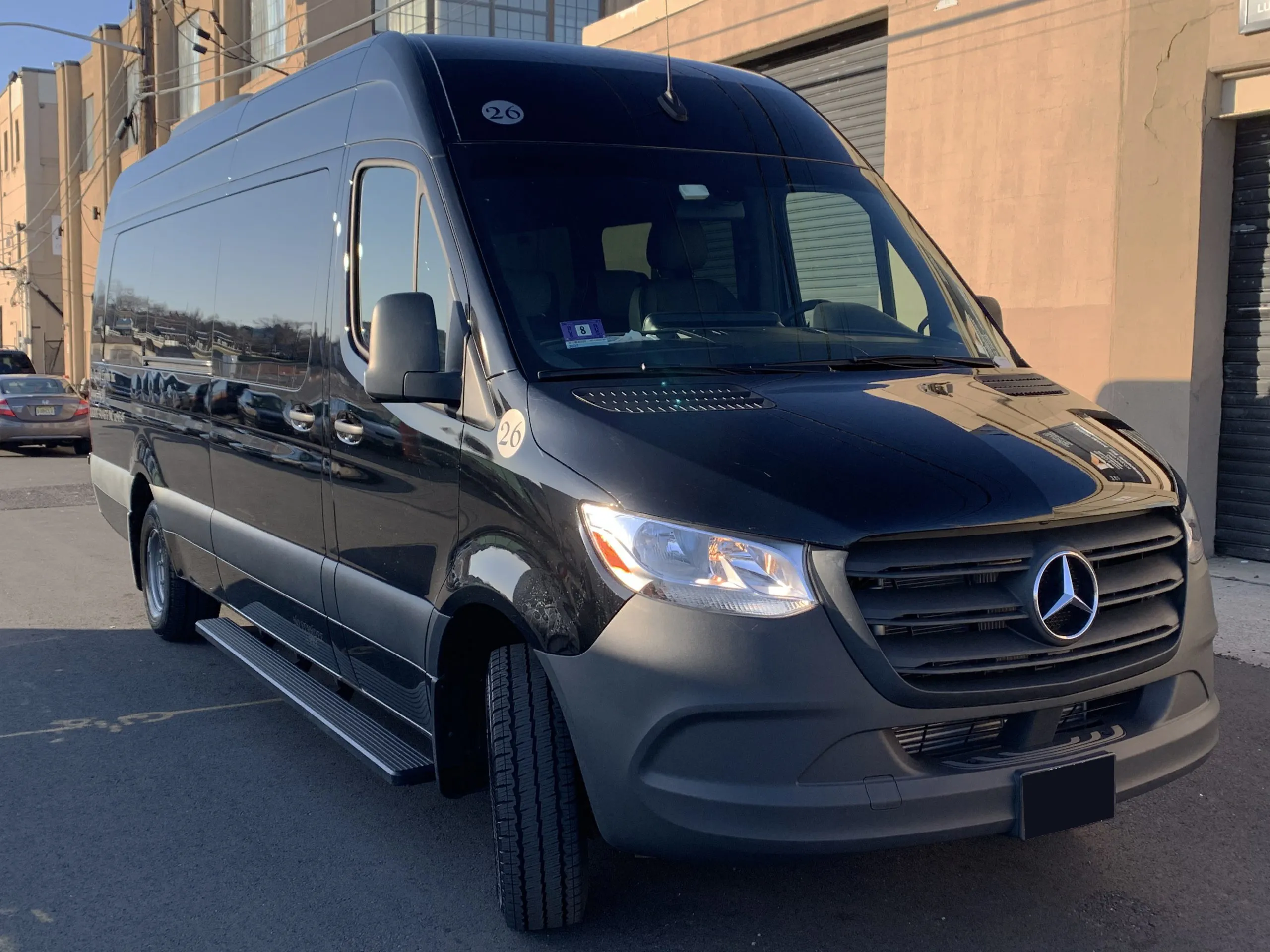 Sprinter-shuttle-02